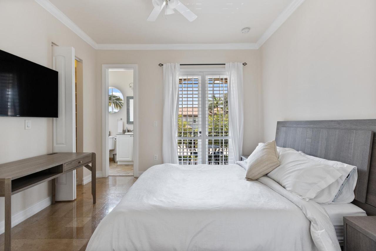 Luxury Spanish Villa 4 Bedroom 4 Bathroom Pool Sunny Isles Норт Маями Бийч Екстериор снимка